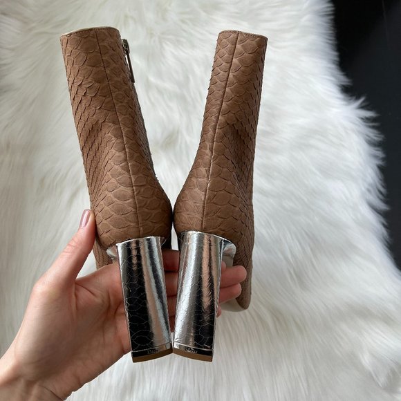 Dior Women's Brown Python Boot Size 38.5 - Picture 9 of 13